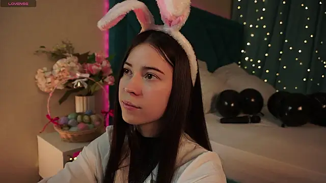 ywixos online show from April 7, 2:52 pm