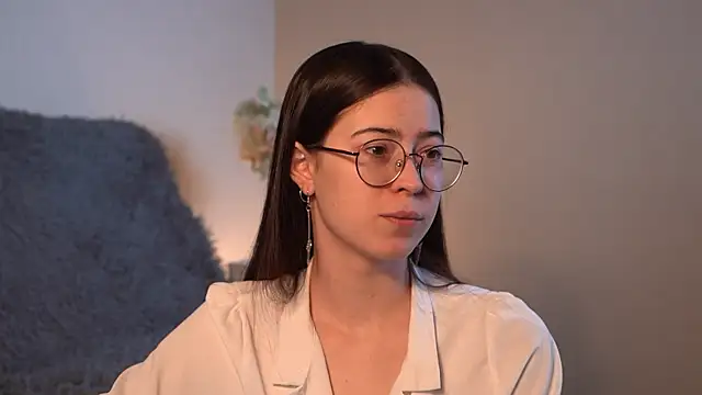 ywixos online show from January 18, 2:46 pm