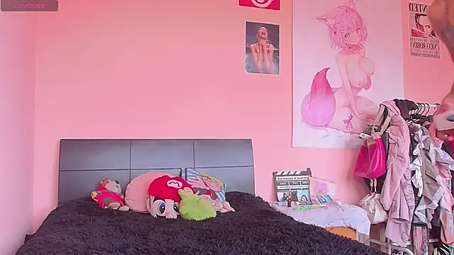 FELINEXOXO online show from December 19, 7:06 pm