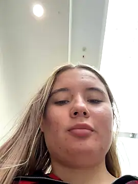 StephanieMur online show from September 9, 6:24 am