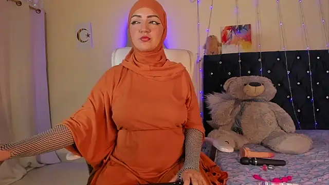 Dana-Alabi online show from September 12, 12:56 pm