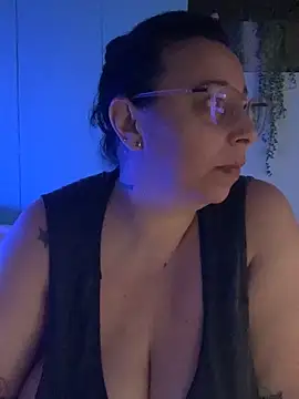 LupeLok online show from September 19, 5:45 pm