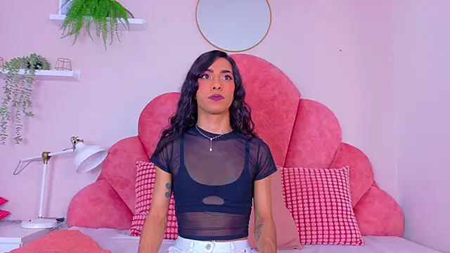 TiffValentinee  online show from February 18, 8:08 pm