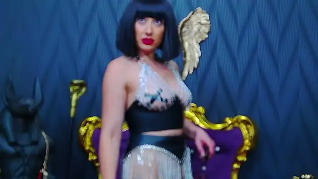 LaraMaeve online show from September 28, 12:32 pm