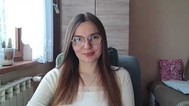 LooveELLYx online show from January 9, 7:24 am