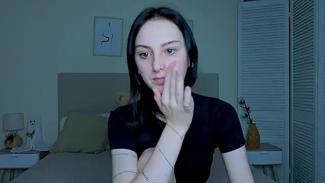 Little moly999 online show from December 15, 4:40 am