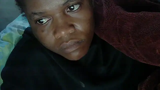 sexythae32 online show from September 10, 2:44 am