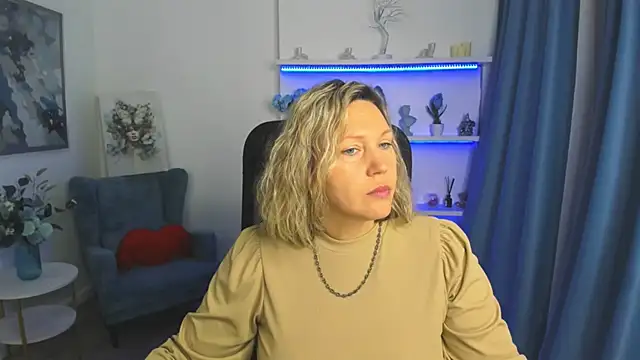 NinaStarle online show from April 17, 4:03 am