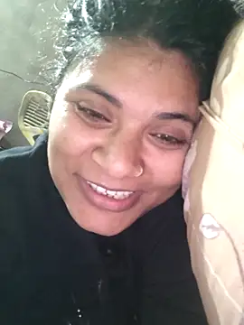 couple 71 online show from December 15, 6:40 am