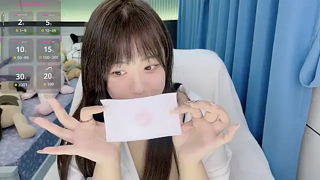 Liuyifei2005 online show from November 2, 5:05 pm