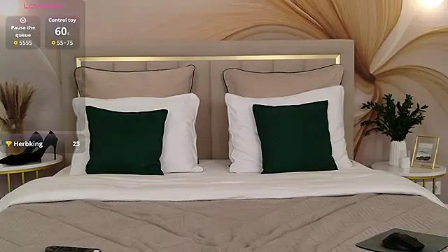 KatherineJan online show from March 26, 3:19 am