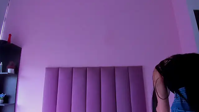 violet myerrs online show from September 15, 12:57 pm