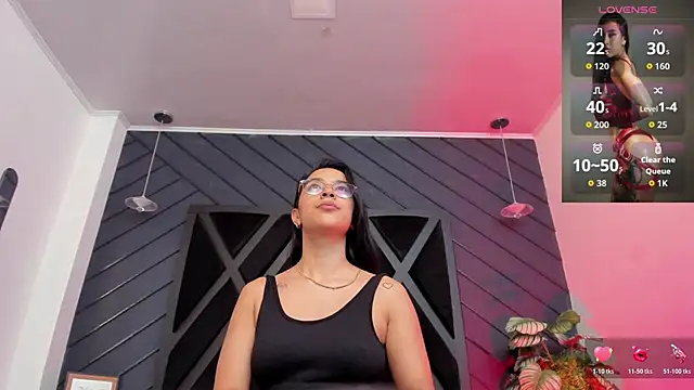 zoe martins  online show from November 27, 5:49 pm