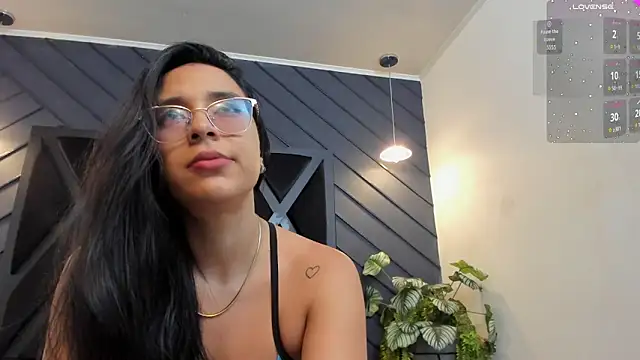 zoe martins  online show from September 29, 5:18 pm