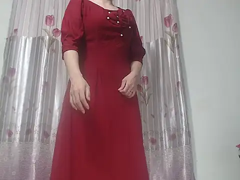 Snapshot of Elisa24 chatting on October 9, 2:21 pm Elisa24 online show from October 9, 2:21 pm