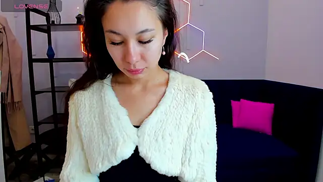 Snapshot of Kat__cat chatting on October 3, 2:49 am Kat cat online show from October 3, 2:49 am