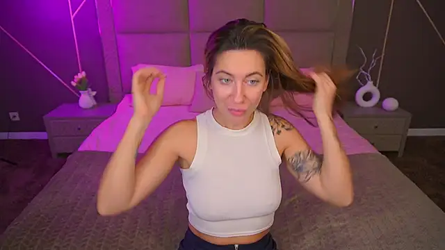 KateShanny online show from November 16, 6:37 am