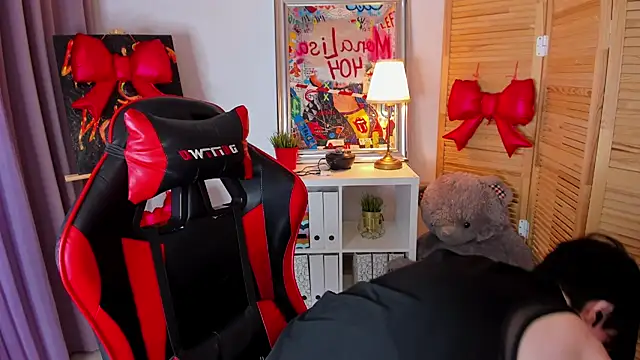 ayakskalermonss online show from February 26, 8:35 am