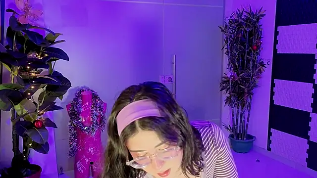 LiLLiAnderson online show from January 10, 11:48 am