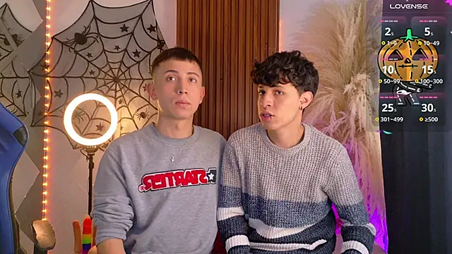 Axel  Evans online show from October 8, 12:09 pm