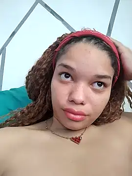 ChloeRaviss online show from October 16, 12:41 pm