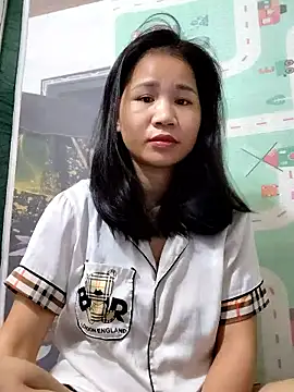Snapshot of Maria2299 chatting on September 15, 7:32 pm Maria2299 online show from September 15, 7:32 pm