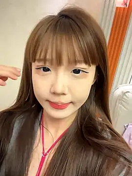 D-033 online show from November 3, 1:26 pm