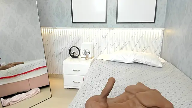 Snapshot of Ximenahott_ chatting on September 17, 2:48 pm Ximenahott online show from September 17, 2:48 pm