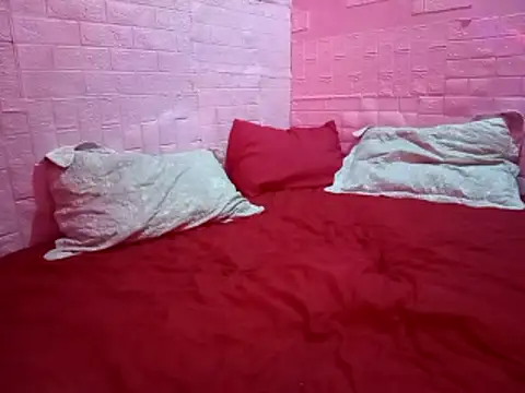 Kellye hotTs online show from March 5, 6:31 am