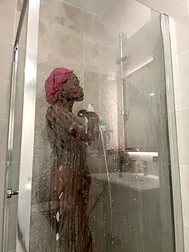 Lexiluv1 online show from September 23, 1:31 pm