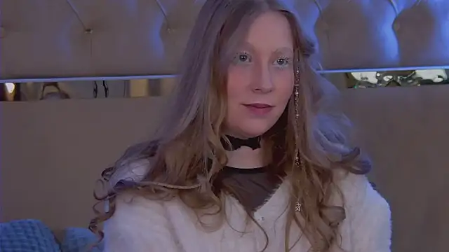 MiaEuphoria  online show from January 8, 3:54 am