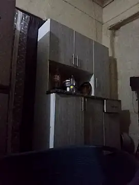 RFeltomWhitJ online show from September 27, 4:36 pm