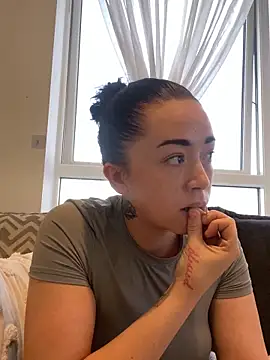 ItsCOCOx online show from October 1, 5:56 am