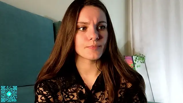 chloemilka online show from March 23, 5:30 pm