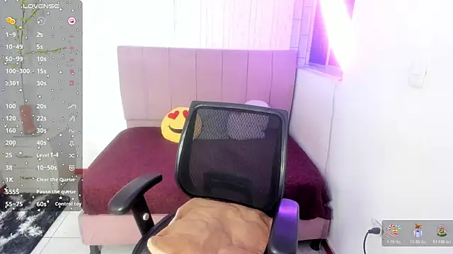 anna moon11 online show from November 15, 5:30 am