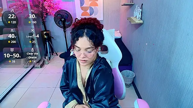 Maggy t18 online show from February 20, 6:26 am