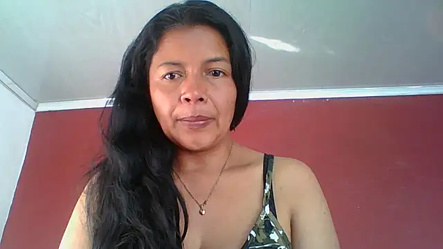 DianaOchoa  online show from November 9, 12:45 pm