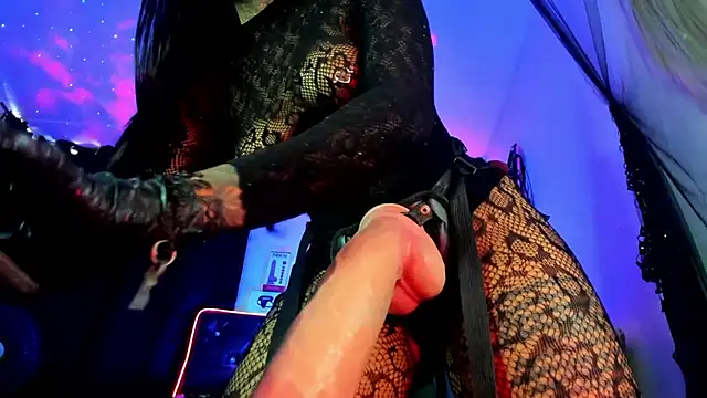 mia carter88 online show from January 12, 6:35 pm