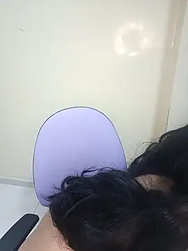 lunna 07 online show from December 1, 2:53 pm