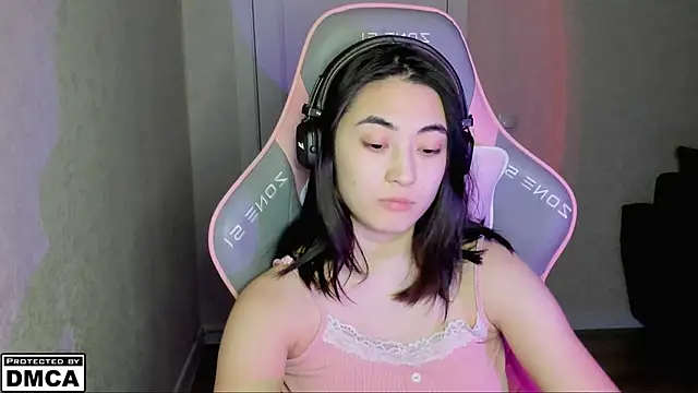 MeilideQian1 online show from November 25, 8:20 pm