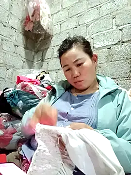 jienrrr online show from October 26, 1:28 pm