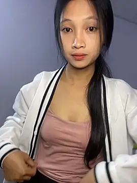 Snapshot of vyvy777 chatting on October 27, 1:23 am vyvy777 online show from October 27, 1:23 am