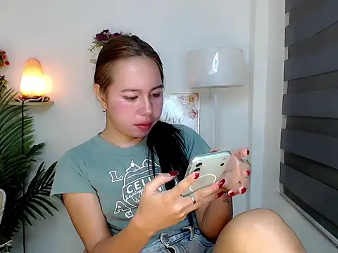 kimbratx online show from April 11, 11:08 pm