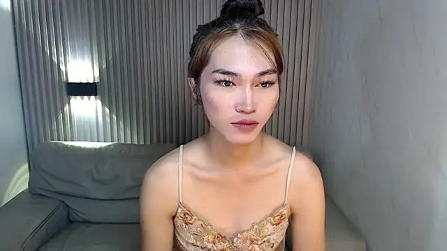 lovelychanel69xx online show from December 2, 10:34 pm