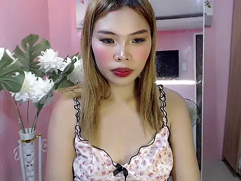 Snapshot of YourSexyHotAsian chatting on September 24, 5:23 pm YourSexyHotAsian online show from September 24, 5:23 pm