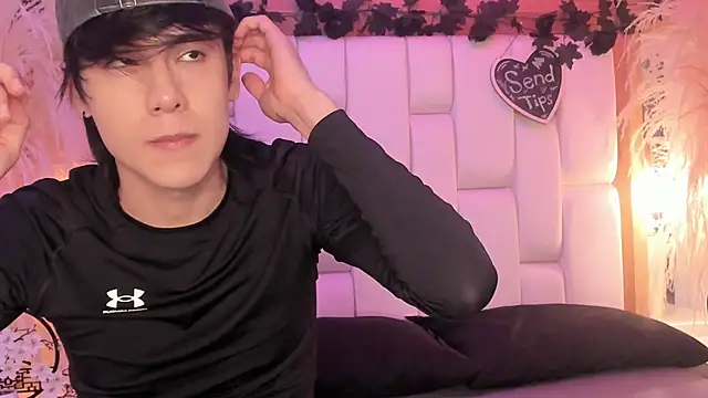 Daphne And Roger online show from April 21, 11:06 am