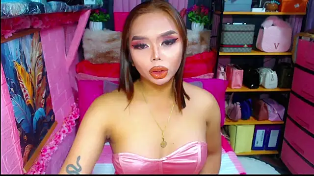 MoniqueCeleste online show from October 8, 4:55 pm