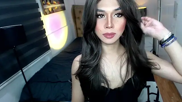 solana imani online show from September 16, 3:42 pm