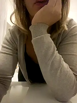 Veryvery30 online show from November 8, 3:50 pm