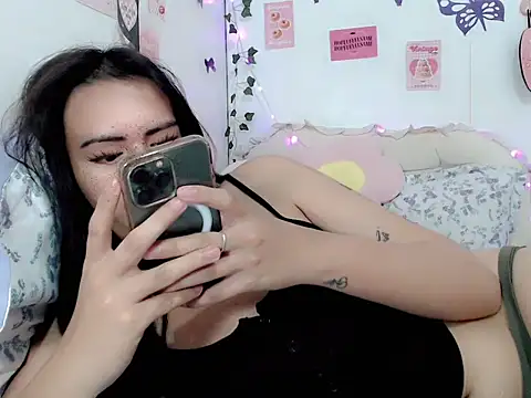 classy adallia online show from April 15, 5:02 pm